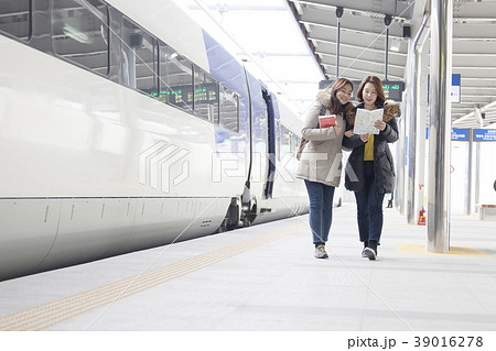 旅行 友達 友人 39016278