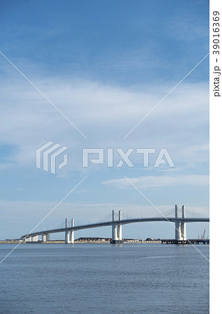 小名浜の港のシンボル小名浜マリンブリッジ小名浜東港地区と３号ふ頭を結ぶ唯一の連絡橋 39016369