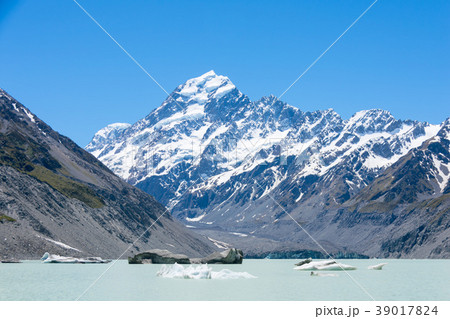 ≪ニュージーランド≫フッカー湖とマウントクック ≪ニュージーランド≫フッカー湖とマウントクック 39017824
