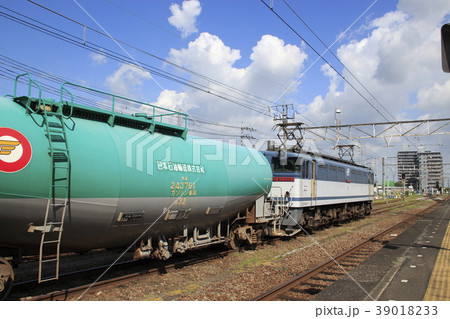 倉賀野駅側線に留置中のガソリン貨物列車 39018233