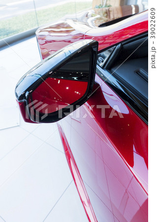 左側助手席側のドアミラー 39022609