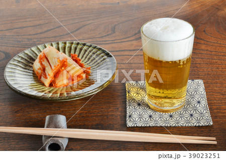 ビールで晩酌 39023251