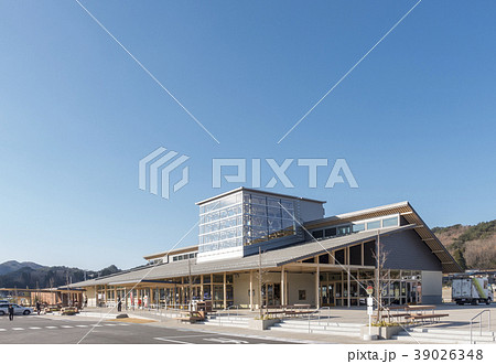 杉材をふんだんに使った温かな雰囲気いいたて村の道の駅までい館 39026348