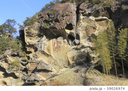 虫喰岩 39026974