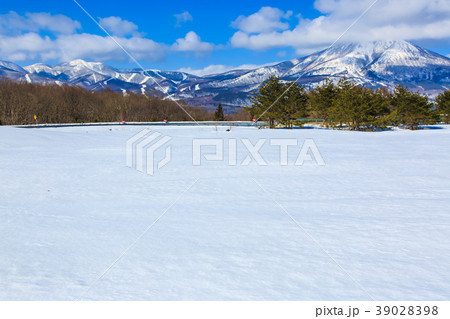 磐梯山SAからの磐梯山 東北冬景色 【福島県耶麻郡磐梯町】 磐梯山SAからの磐梯山 東北冬景色 【福島県耶麻郡磐梯町】 39028398