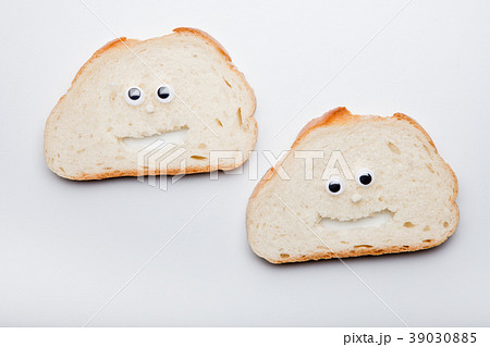 White Bread Face studio 39030885
