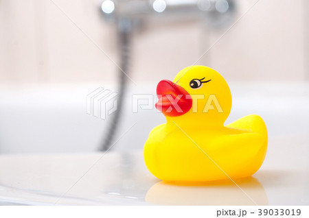 Yellow rubber duck toy on bath Yellow rubber duck toy on bath 39033019