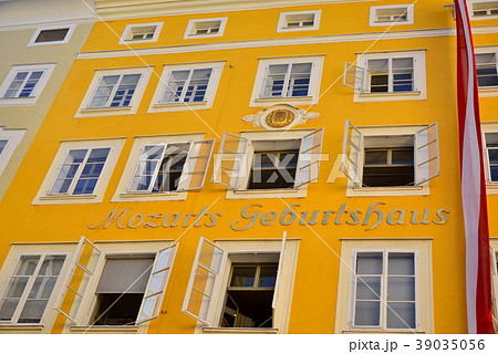 モーツァルト生家 39035056
