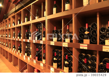 茨城県牛久市 牛久シャトーのワインセラー 茨城県牛久市 牛久シャトーのワインセラー 39035429