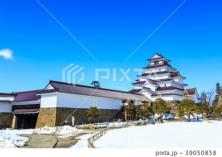 鶴ヶ城 東北冬景色 【福島県会津若松市】 鶴ヶ城 東北冬景色 【福島県会津若松市】 39050858