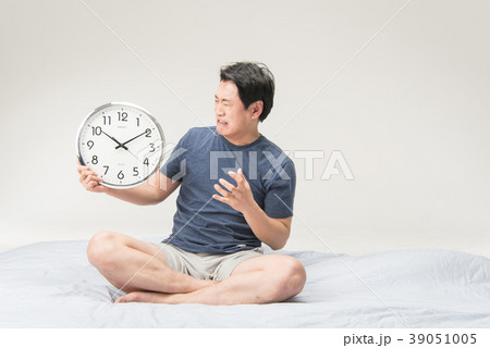 布団 時計 壁掛け時計 39051005