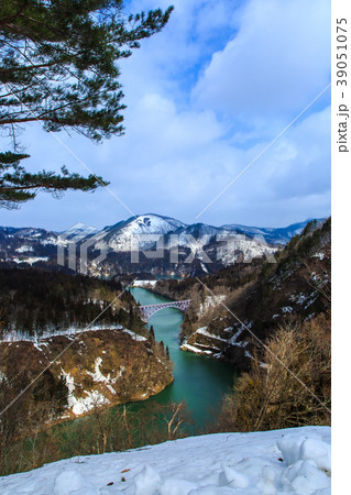 第一只見川橋梁 東北冬景色 【福島県大沼郡三島町】 第一只見川橋梁 東北冬景色 【福島県大沼郡三島町】 39051075