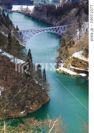 第一只見川橋梁 東北冬景色 【福島県大沼郡三島町】 第一只見川橋梁 東北冬景色 【福島県大沼郡三島町】 39051077