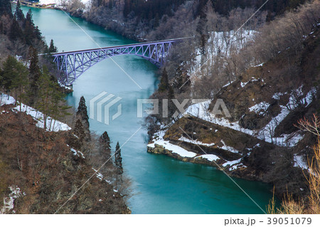 第一只見川橋梁 東北冬景色 【福島県大沼郡三島町】 第一只見川橋梁 東北冬景色 【福島県大沼郡三島町】 39051079