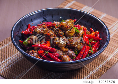 clam or mussel cuisine clam or mussel cuisine 39051376