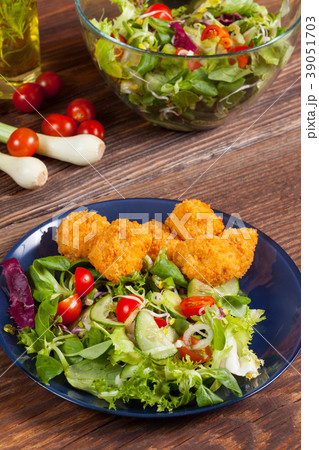 Mixed salad. 39051703