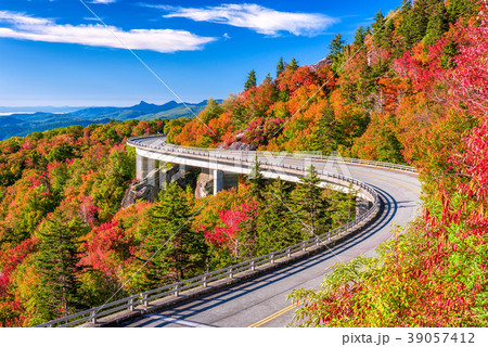 Linn Cove Viaduct 39057412