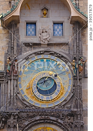 Old astronomical clock detail 39057879