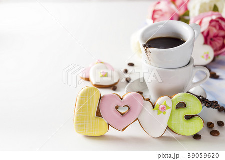 cup on a cup with espresso coffee on a white 39059620