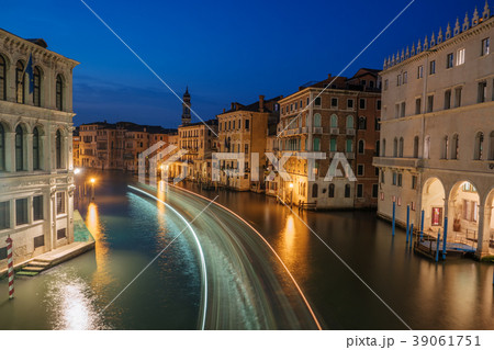 Venice at night, Italy. Grand Canal, old buildings Venice at night, Italy. Grand Canal, old buildings 39061751