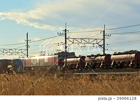 見沼田圃:武蔵野線貨物列車 大間木にて 見沼田圃:武蔵野線貨物列車 大間木にて 39066128