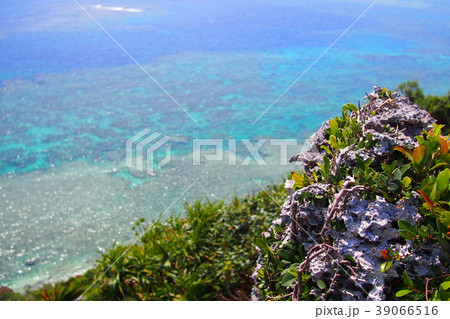 沖縄 離島の海 39066516