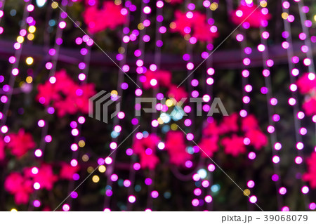 Abstract circular bokeh of Christmas light 39068079