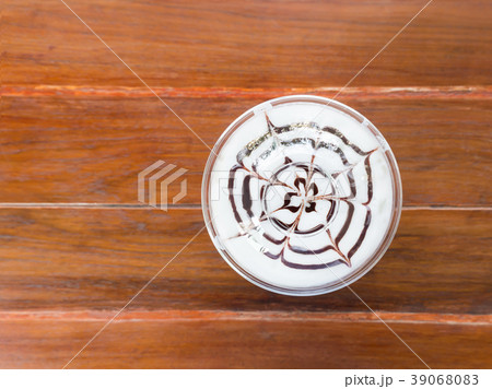 A plastic cup of coffee. Top view 39068083