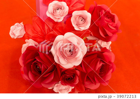紙・アート・薔薇・花束	 39072213