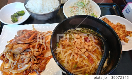料理　お酒　 39072545
