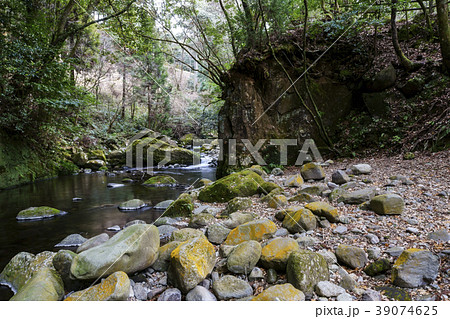 八谷溪谷 39074625