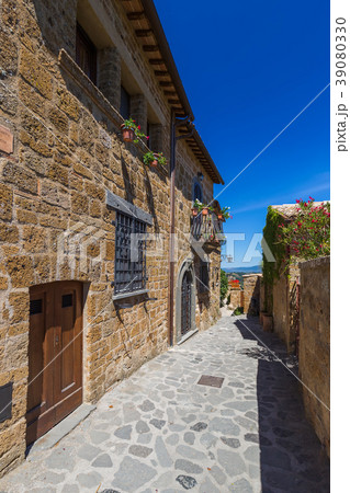 Village Civita di Bagnoregio in Italy Village Civita di Bagnoregio in Italy 39080330