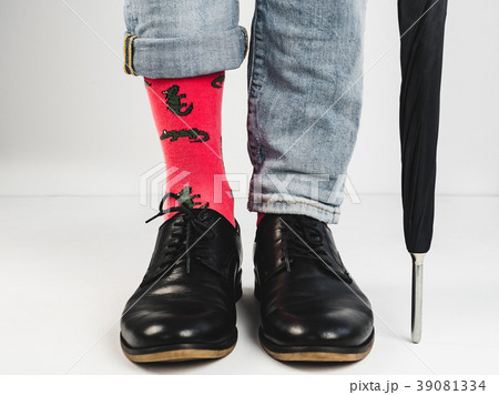 Stylish shoes and bright socks 39081334