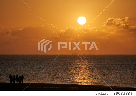 初日の出 39083833