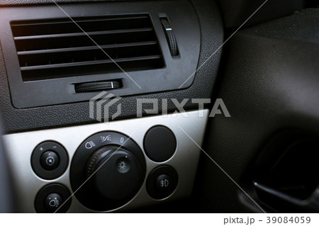 Control system headlights and air conditioning car Control system headlights and air conditioning car 39084059