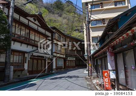栃木県那須塩原市　板室温泉　5月 39084153