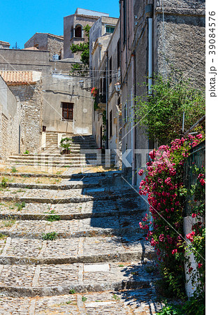 Erice street, Sicily, Italy 39084576
