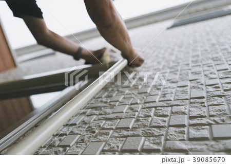 installation of an air conditioner installation of an air conditioner 39085670