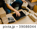 Internet online shopping,  Young business start up 39086044
