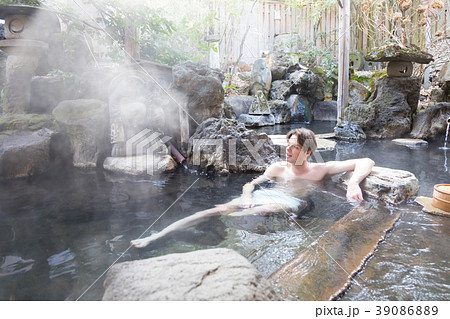 インバウンドイメージ inbound tourist Japan hot spring spa インバウンドイメージ inbound tourist Japan hot spring spa 39086889