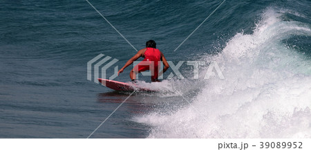 サーファー サーフィン 練習 サーファー サーフィン 練習 39089952