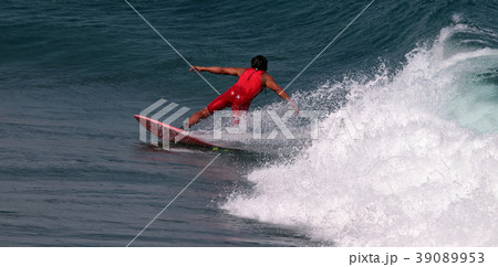サーファー　サーフィン　練習 39089953