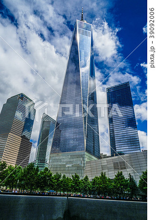 グラウンドゼロとワンワールドトレードセンター 39092006