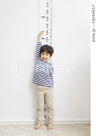 男 男性 男の子 39094657