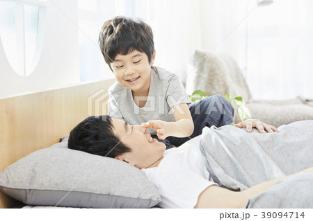 息子 お父さん 父 39094714