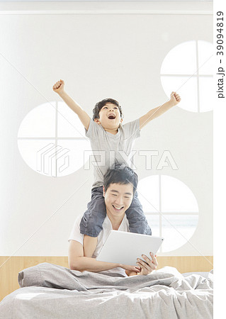 息子 お父さん 父 39094819