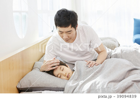 看護 息子 お父さん 39094839