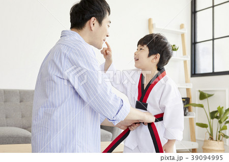 息子 お父さん 父 39094995