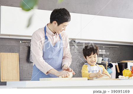 息子 お父さん 父 39095169