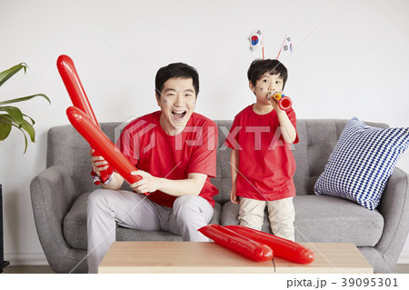 息子 お父さん 父 39095301